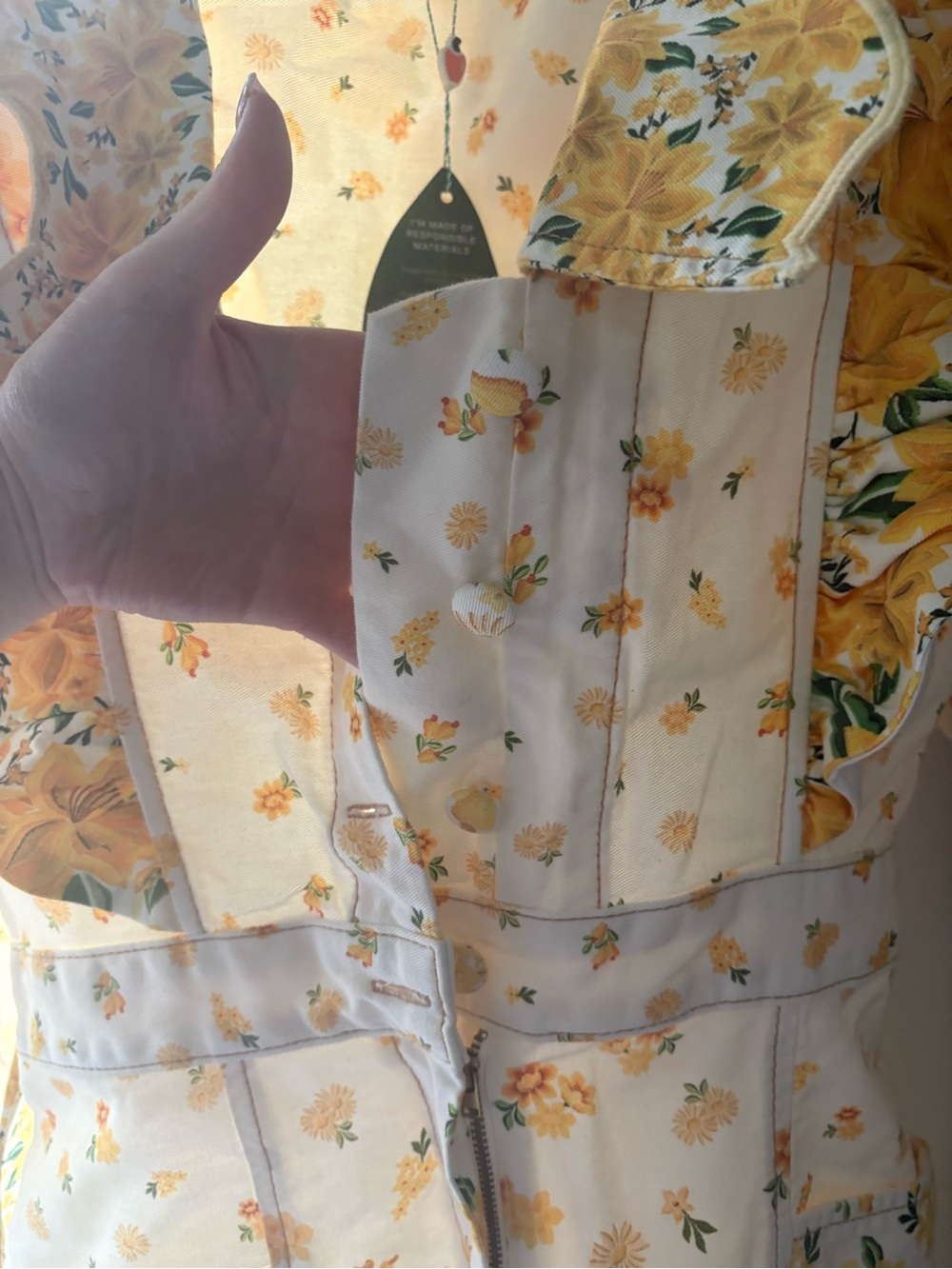 NWT Farm Rio Lightweight Yellow Floral Romper with Ruffle Collar - Picture 3 of 6